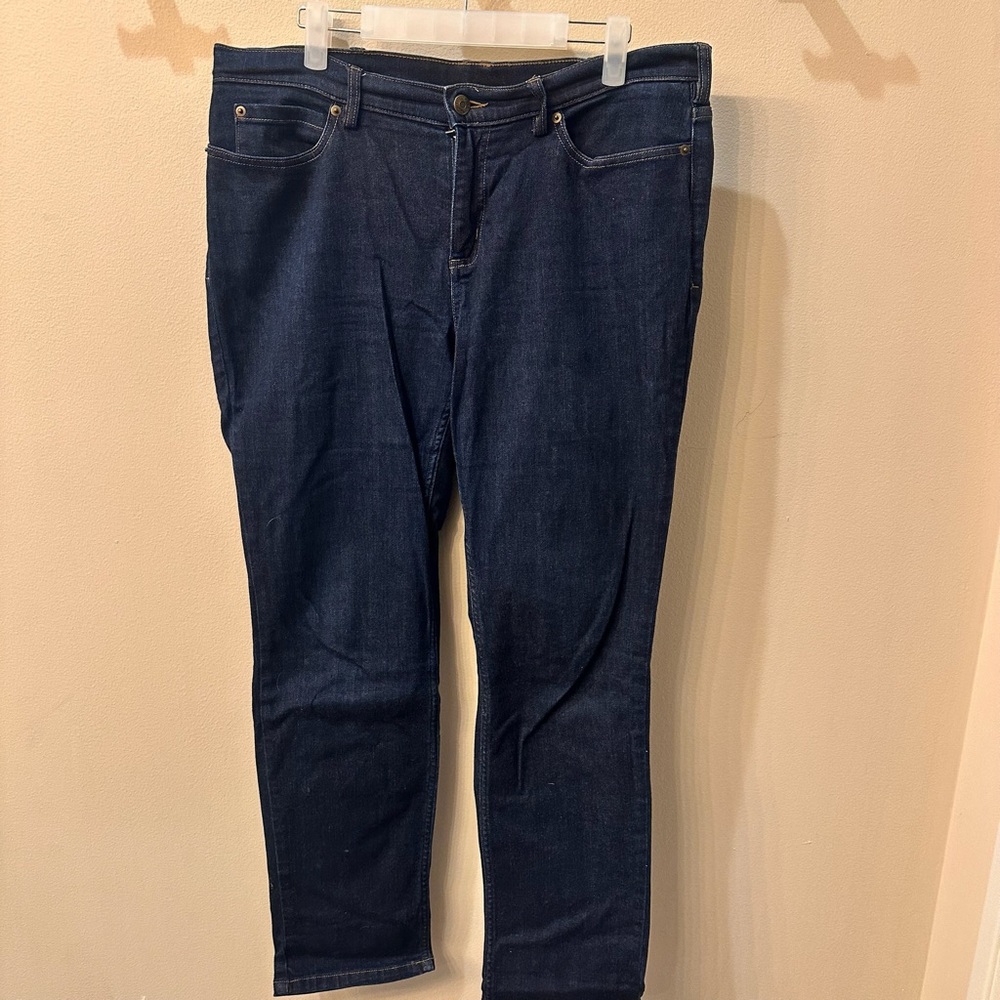 Duluth trading co blue tapered jeans size 12x31